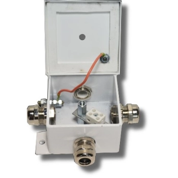 КМ-О (2к)-IP66-120х120, четыре ввода изображение 1